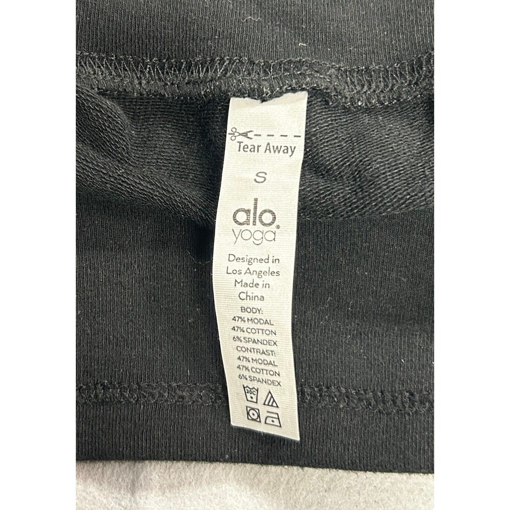 ALO YOGA Women’s 7/8 high waist cargo sweatpant joggers - Picture 5 of 7